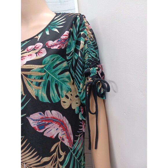 Lavish Womens Black Ruched Short Sleeve Top Floral Tropical Sz L - Picture 4 of 9
